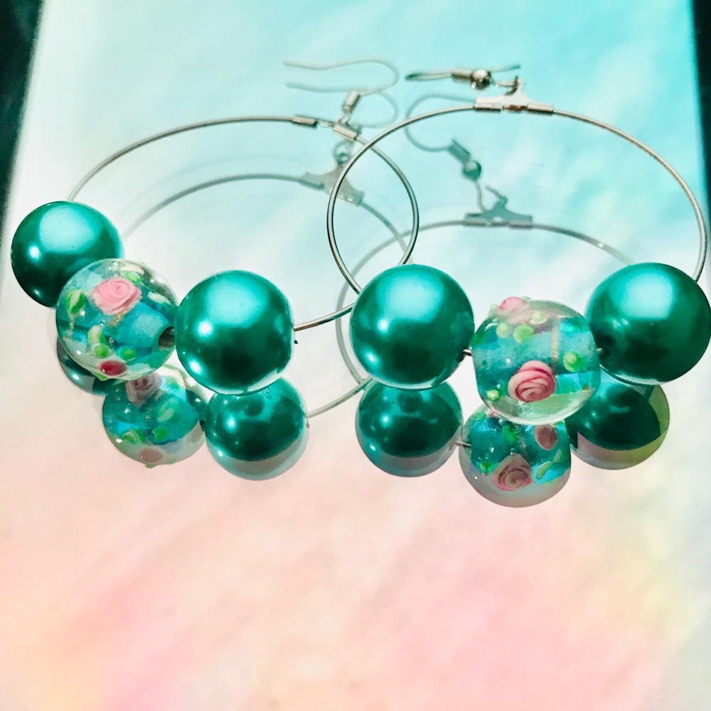Water princess hoop earrings